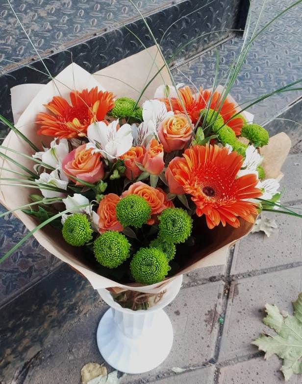 Букет цветов из: Герберы, Хризантемы, Альстромерии и Розы в Обухово