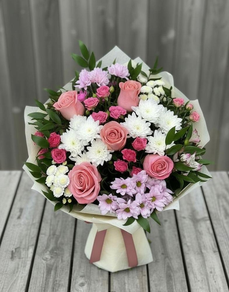 Букет цветов из: Альстромерии, Гвоздики, Розы и Хризантемы в Обухово