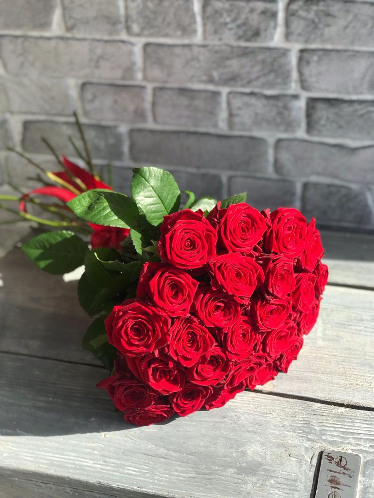 Букет Красные розы Фридом в Обухово