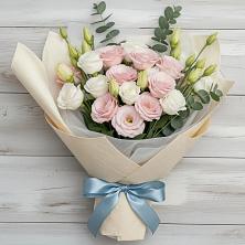 Букет цветов из:  Лизиантусы в Обухово