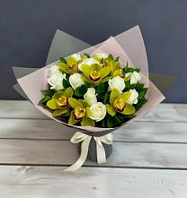 Букет цветов из:  Орхидеи и Розы в Обухово