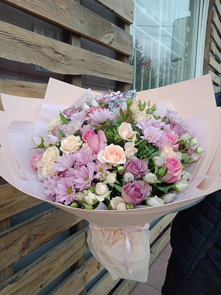 Букет цветов из: Розы и Хризантемы в Обухово