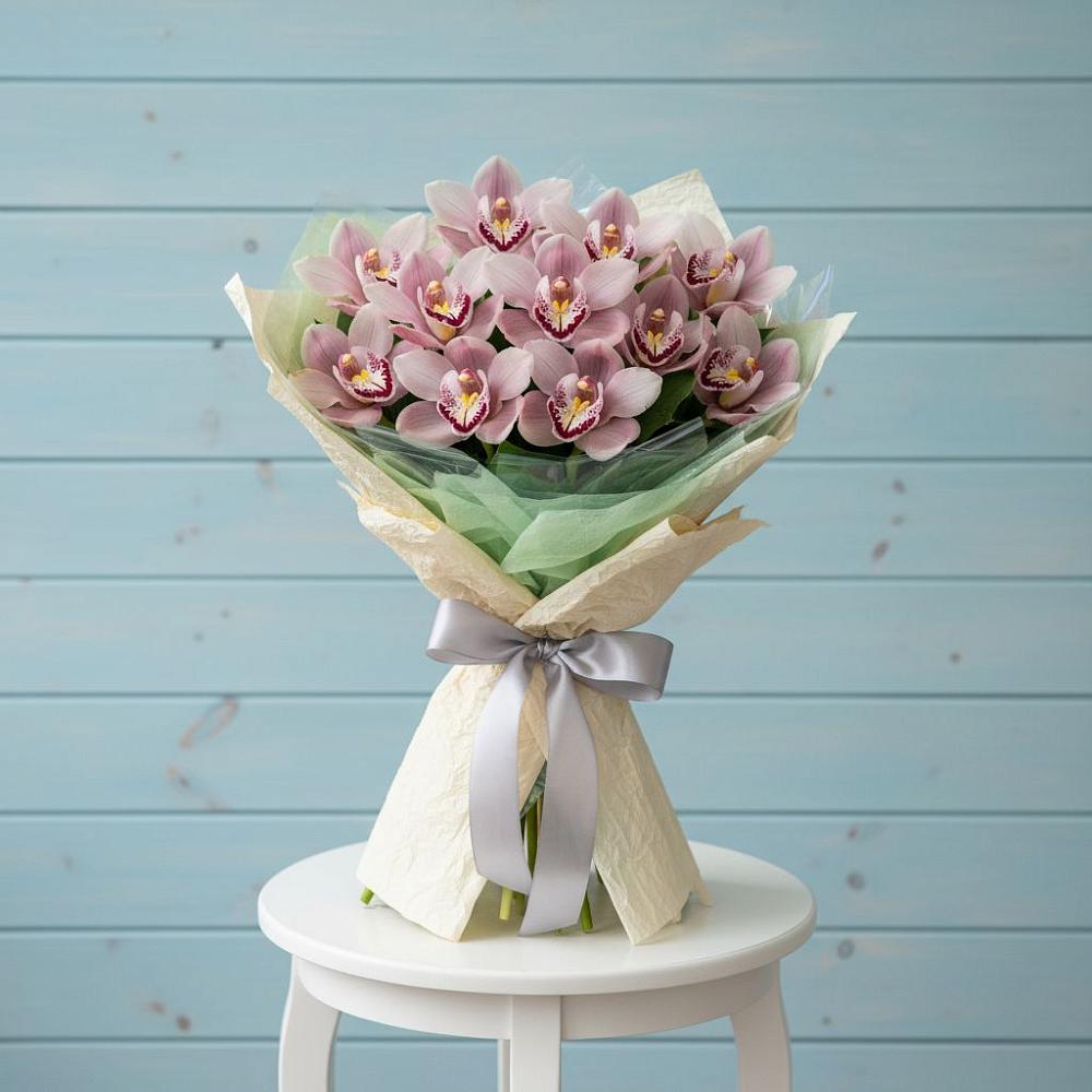 Букет цветов из: Орхидеи и Розы в Обухово