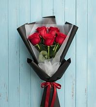Букет цветов из:  Розы в Обухово