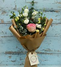 Букет цветов из:  Розы и Лизиантусы в Обухово